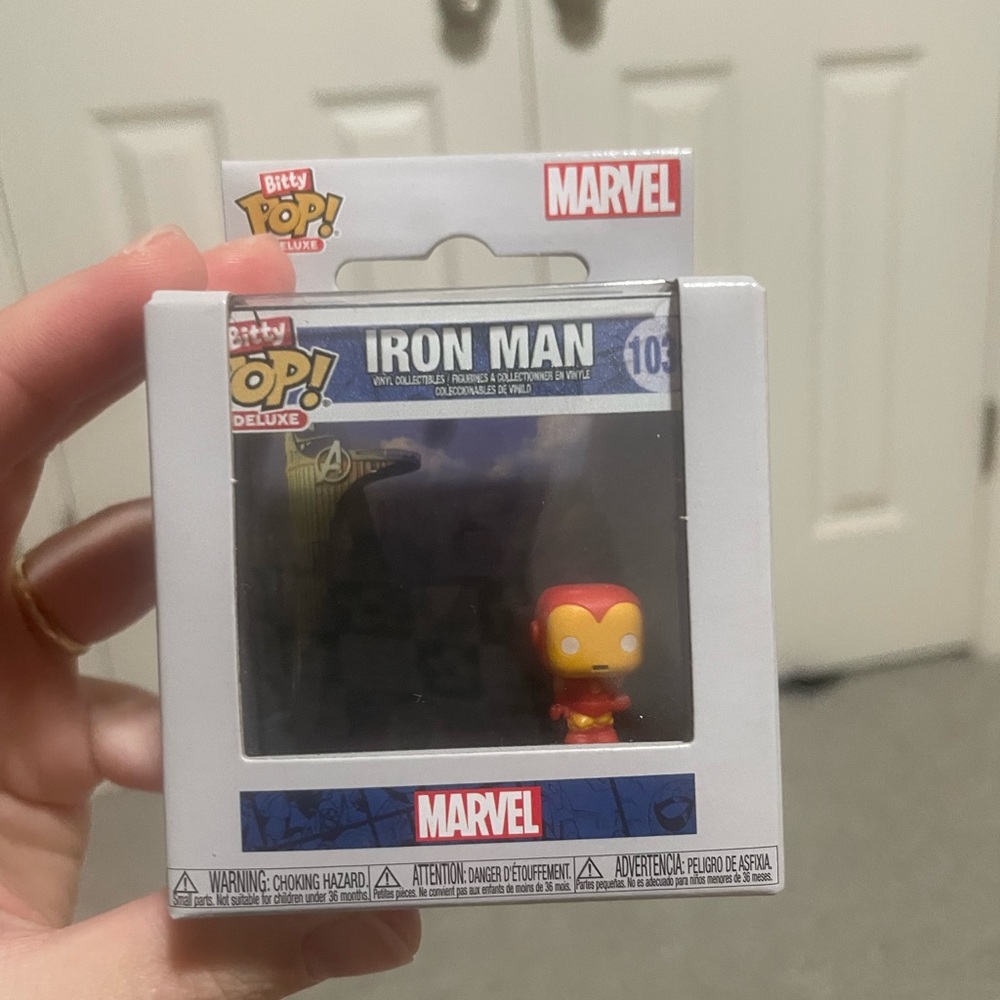 Bitty POP! Deluxe Iron Man (Avenger Tower)